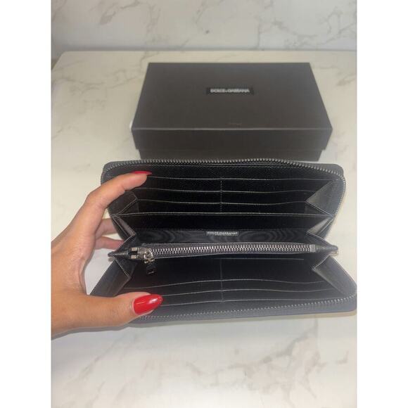 Dolce & Gabbana Logo Print Wallet - Like New - Picture 3 of 3